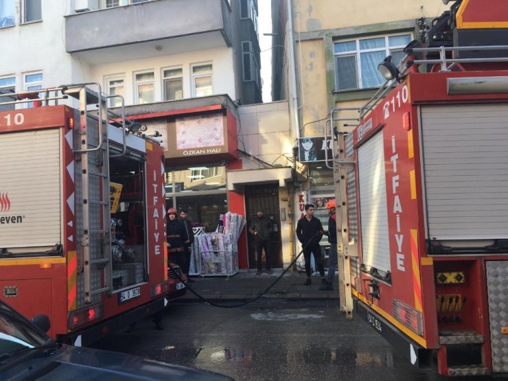 Doğalgaz sızıntısı nedeniyle evde yangın çıktı: 2 yaralı