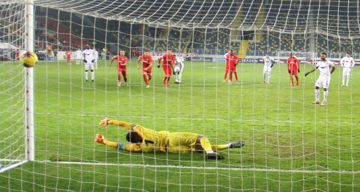 Süper Lig: Gençlerbirliği: 1 - Gaziantep FK: 0 (Maç sonucu)