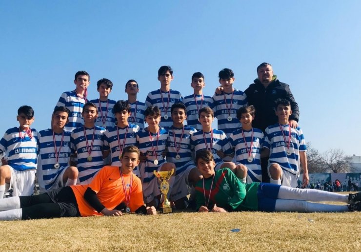 Yunusemre Belediyespor U-14 takımı şampiyon oldu