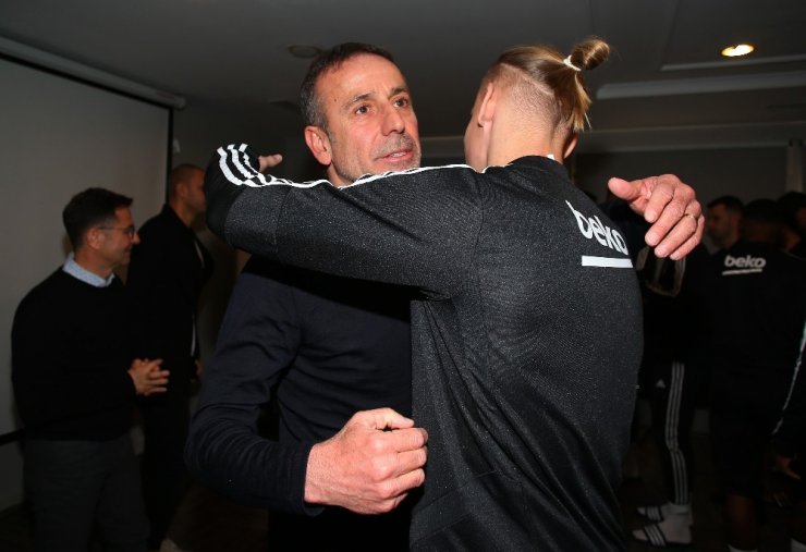 Abdullah Avcı takımla vedalaştı