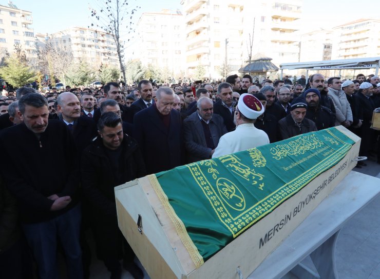 Cumhurbaşkanı Erdoğan, Elazığ'da cenaze törenine katıldı:
