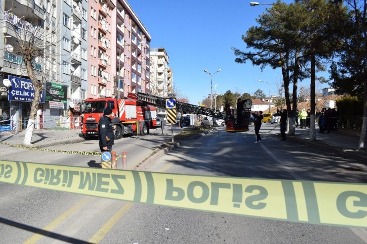 Malatya’da depremde hasar gören evler boşaltılıyor