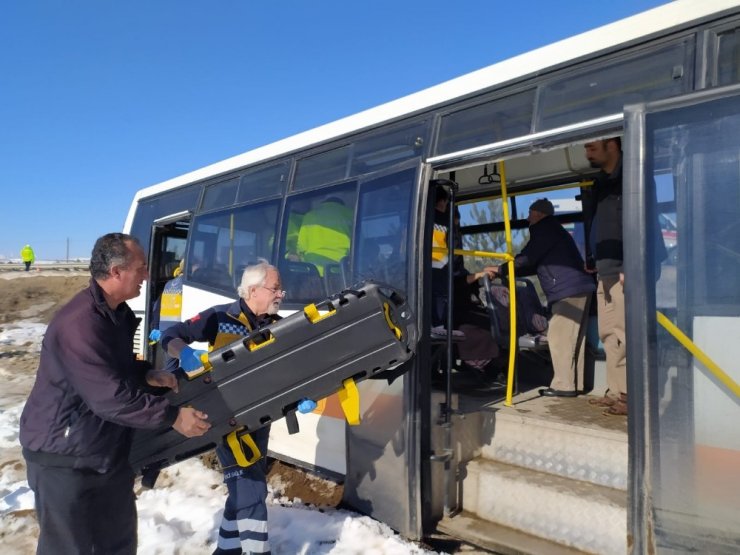 Eskişehir’de halk otobüsü yoldan çıktı: 6 yaralı