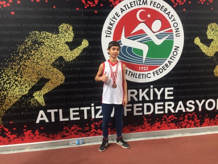 Aydın’ın atletizmde başarıları devam ediyor