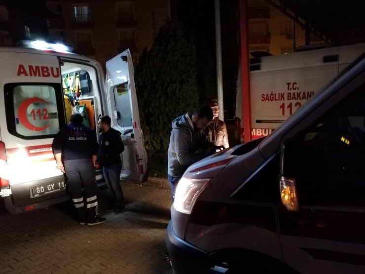 Osmaniye 112 ekipleri ve UMKE, Elazığ’a yaraları sarmak için yola çıktı