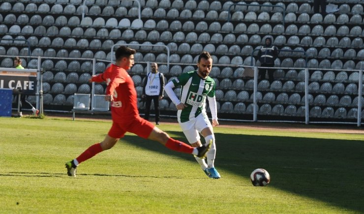 TFF 1. Lig: Giresunspor: 2 - Ümraniyespor: 1