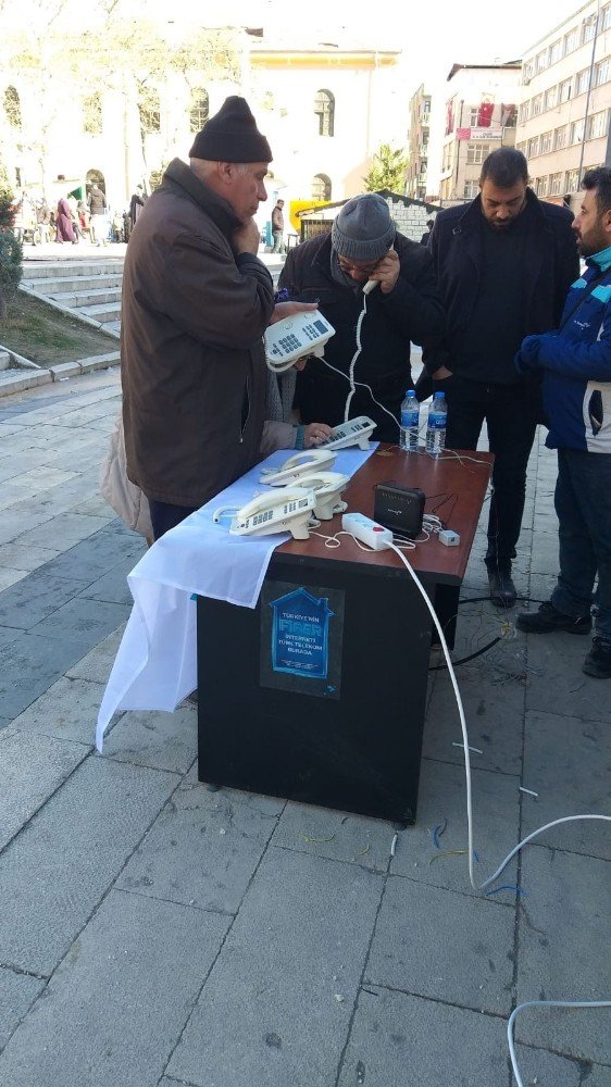 Türk Telekom Elazığ için seferber oldu