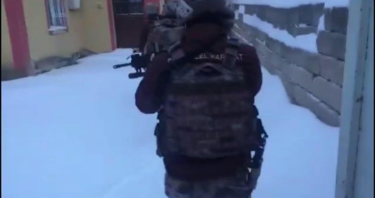 Van’da 6 şüpheli gözaltına alındı