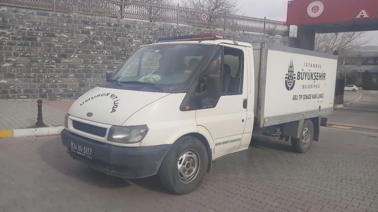 Kalbinden bıçaklanan genç kadının cenazesi Adli Tıp’tan alındı