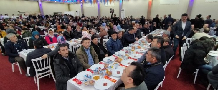 AK Partili Kaya’dan istişare toplantısı