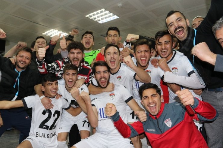 Manisaspor 25 hafta sonra sahadan galibiyetle ayrıldı