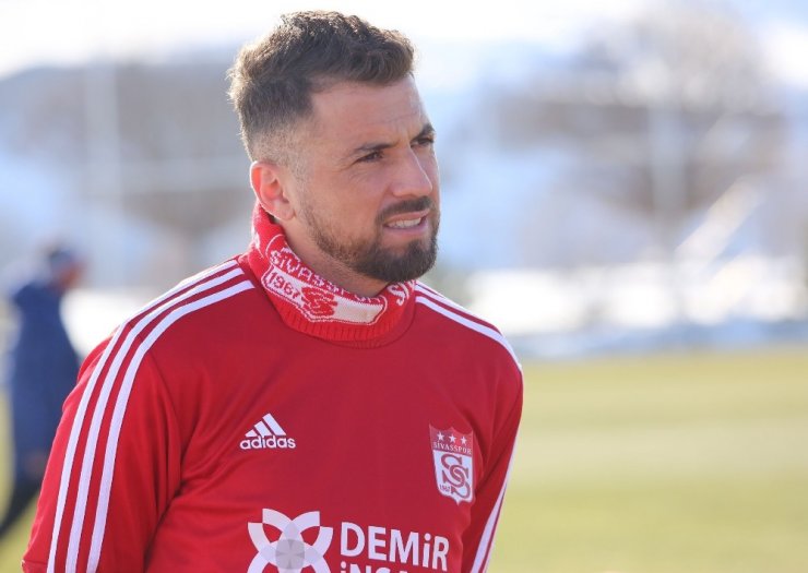 Sivasspor’un yeni transferi Claudemir’den iddialı açıklama: “Şampiyonluk mümkün”