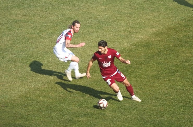 TFF 2. Lig: Bandırmaspor: 1 - GMG Kastamonuspor: 1