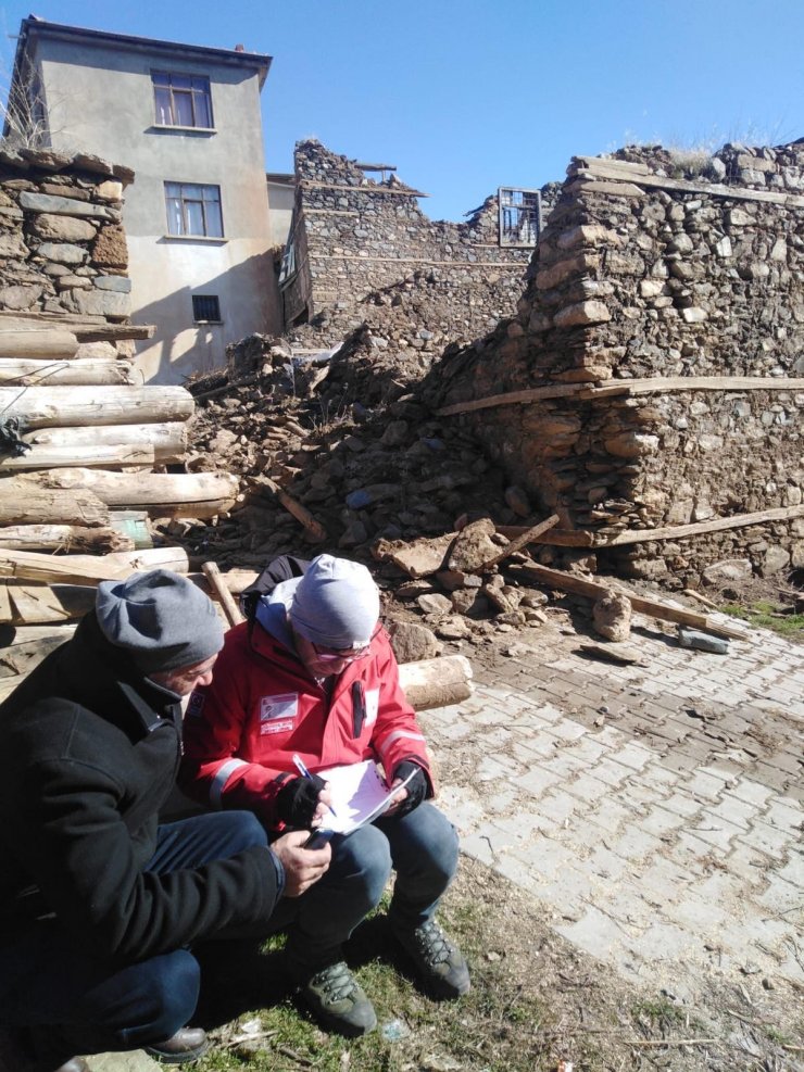 Türk Kızılay'dan depremzedelere psikososyal destek