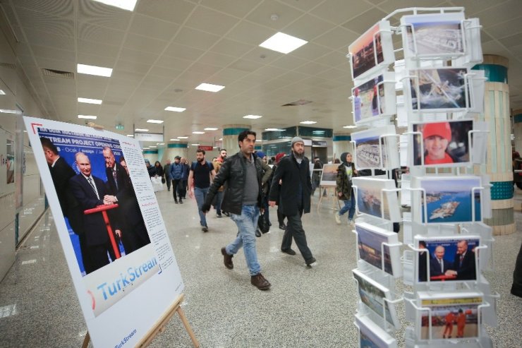 ‘TürkAkım’ın Öyküsü’ metro istasyonunda