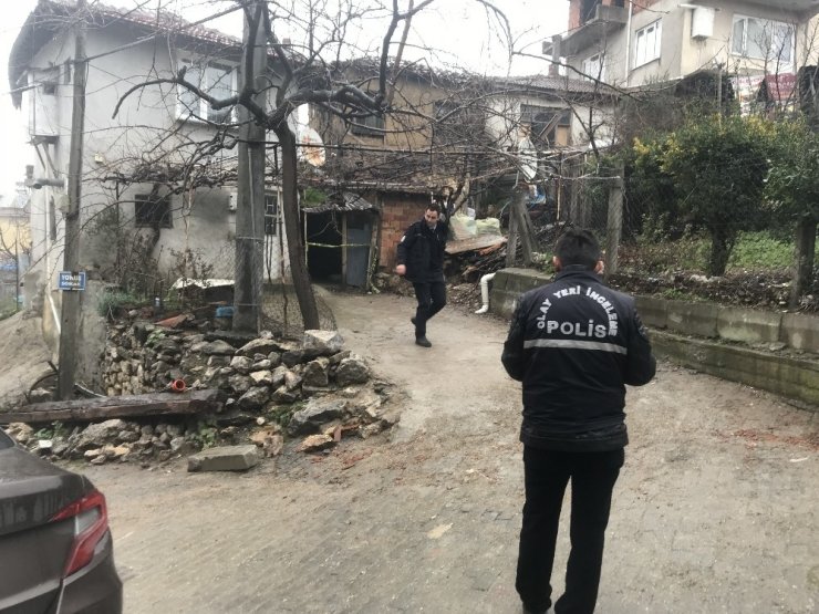 Baltayla öldürdü, tutuksuz yargılanmak istedi
