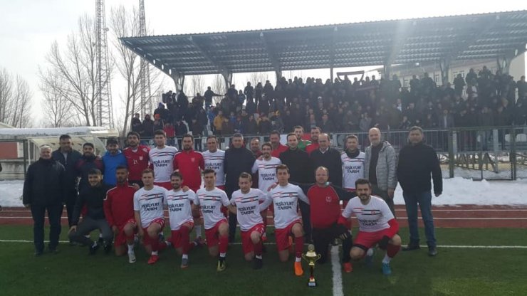 Çavdarhisarspor şampiyonluk kupasını aldı