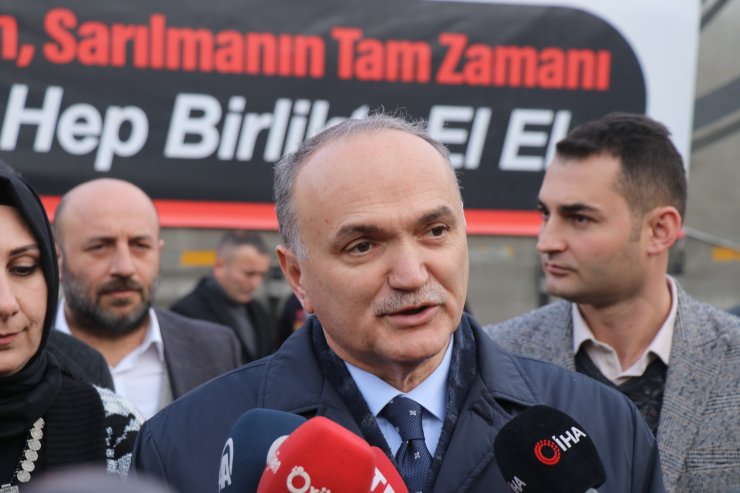 Düzce Belediyesi deprem bölgesine ikinci yardım tırını gönderdi