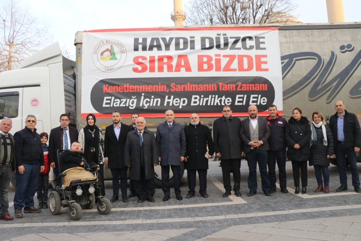 Düzce Belediyesi deprem bölgesine ikinci yardım tırını gönderdi