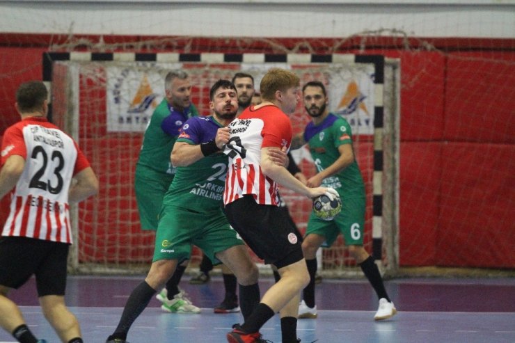 Parkenin Akrepleri, Beşiktaş’ı ağırlıyor