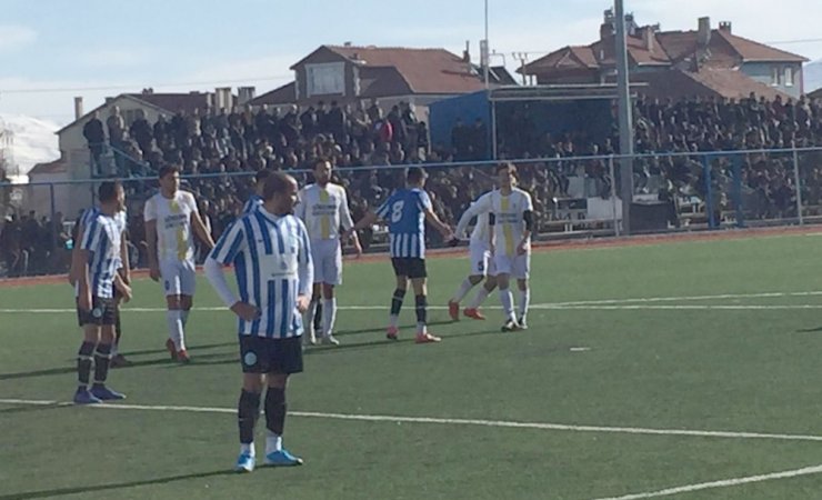 Tomarza Belediyespor, lideri devirdi