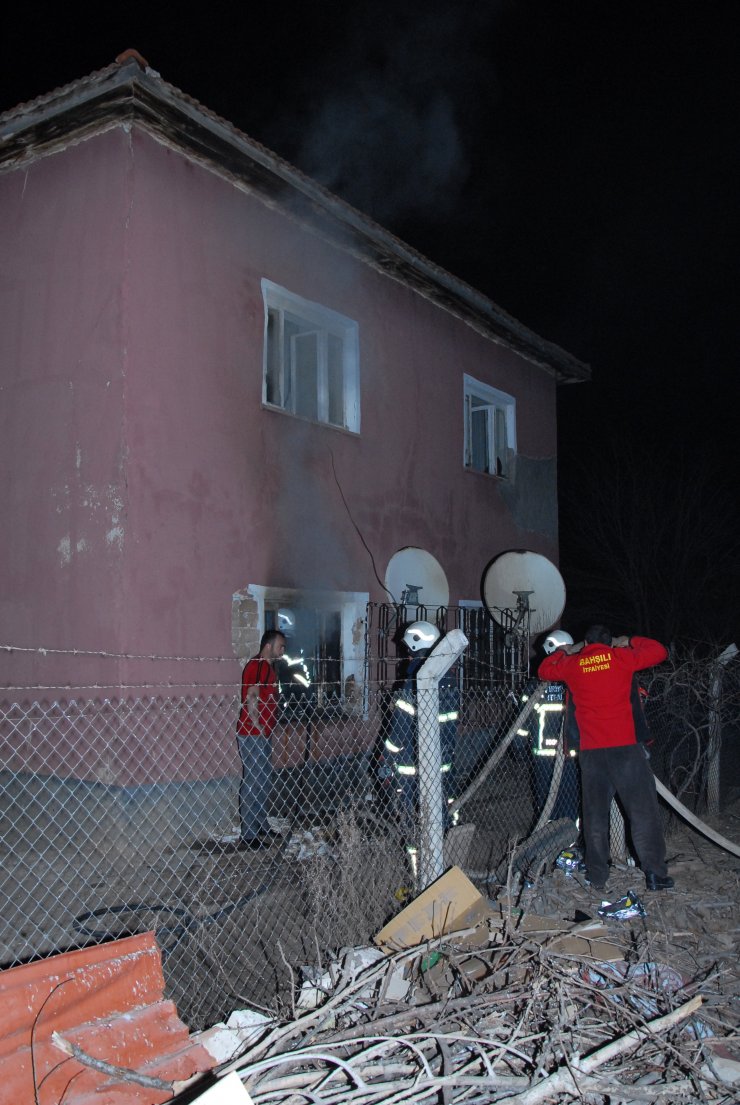 Kırıkkale'de ev yangını