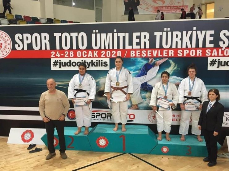 Salihlili judocu Türkiye Şampiyonu oldu