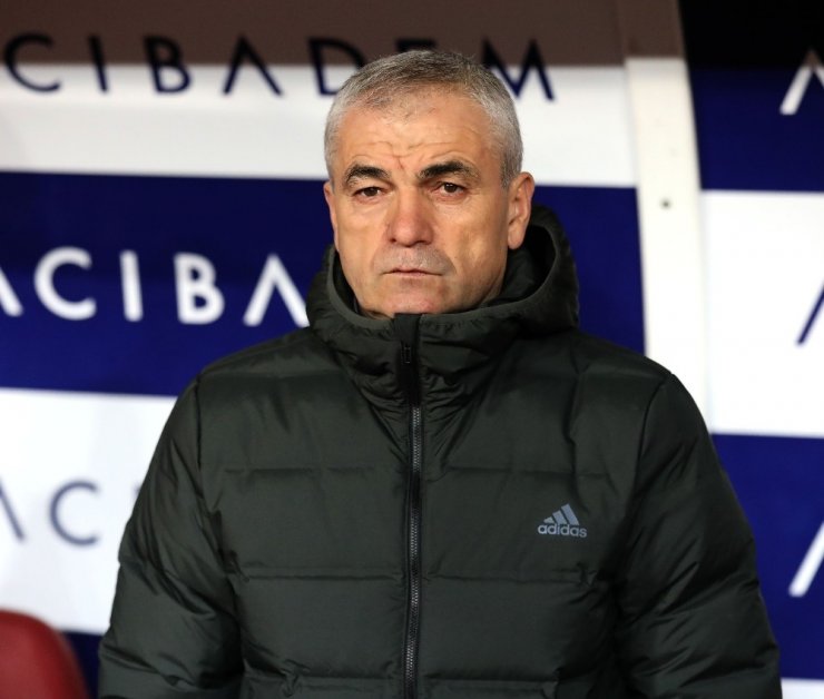 Süper Lig: D.G. Sivasspor: 0 - Çaykur Rizespor: 0 (İlk yarı)