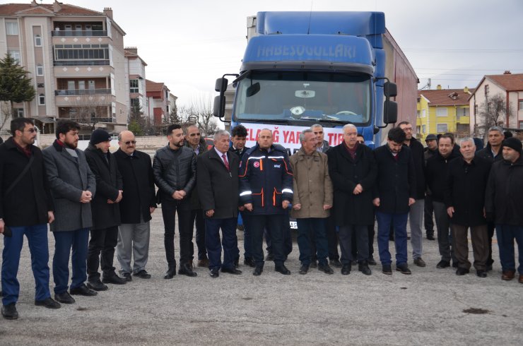 AK Parti Karaman İl Başkanlığından Elazığ'a yardım tırı gönderildi