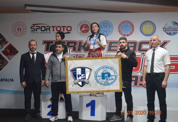 Bilecikli kick boksçu Türkiye şampiyonu oldu