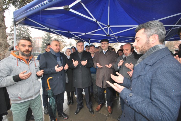 Çubuk’tan depremzedelere yardım