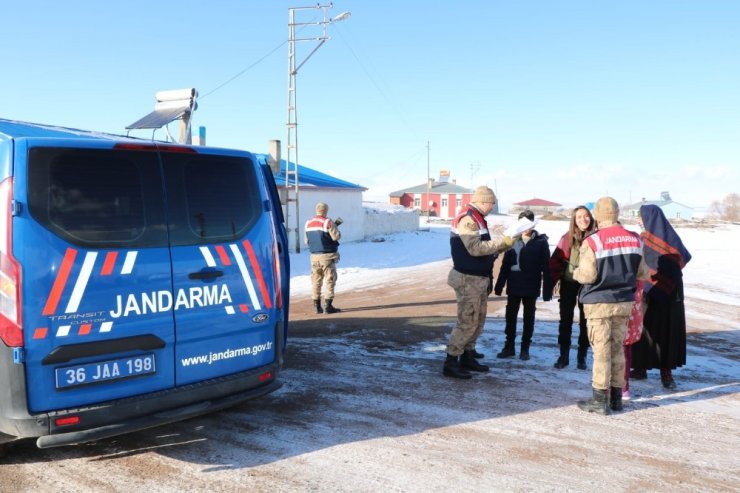 Kars’ta Jandarma’dan huzur güven uygulaması