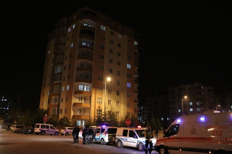 Arkadaşı ile tartıştı, intihara kalkıştı