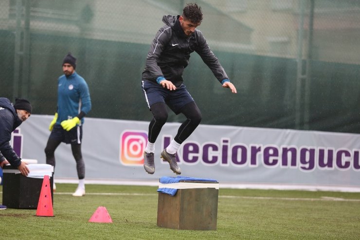 Keçiörengücü’nde, Adana Demirspor maçı hazırlıkları sürüyor