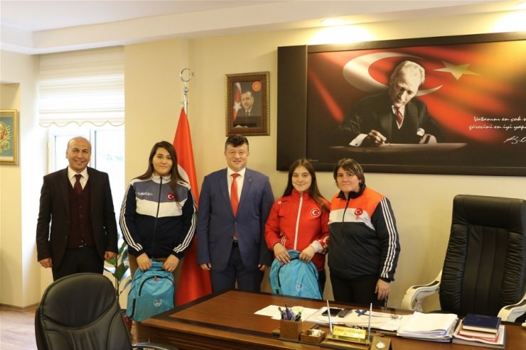 Halter Şampiyonlarından İl Müdürü Fillikçioğlu’na ziyaret