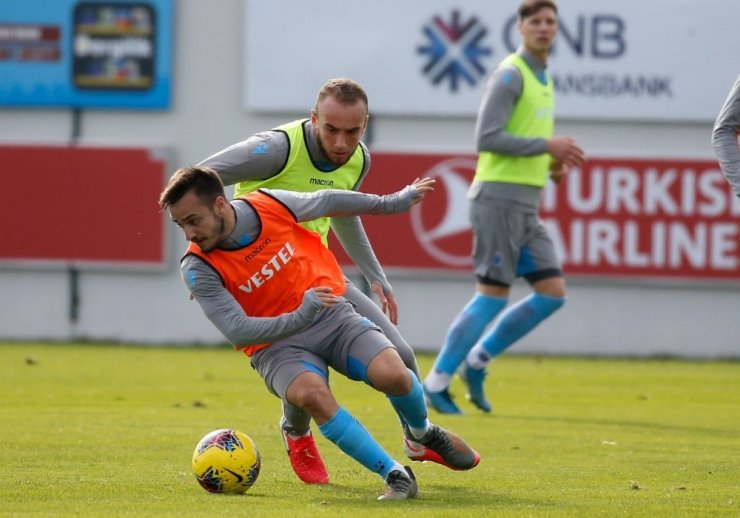 Trabzonspor’da Sturridge takımla birlikte çalıştı