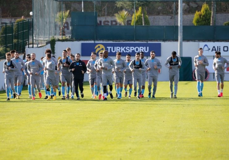 Trabzonspor’da Sturridge takımla birlikte çalıştı