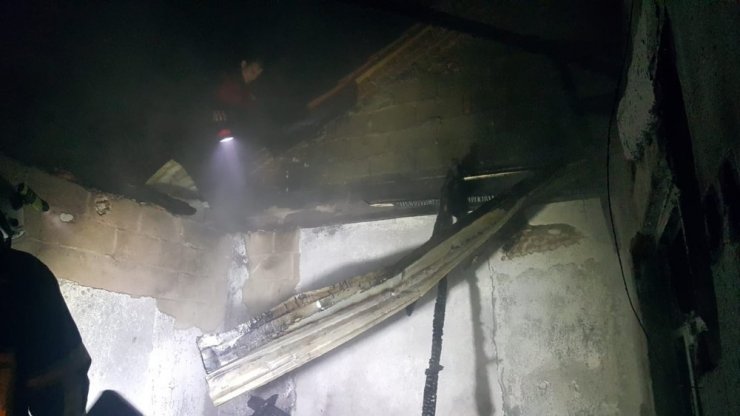 Köşk’te ikamet yangını