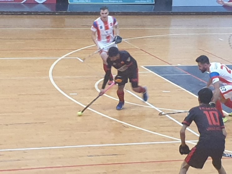 Hokey Süper Ligi’nde Gaziantep Polisgücü rüzgarı