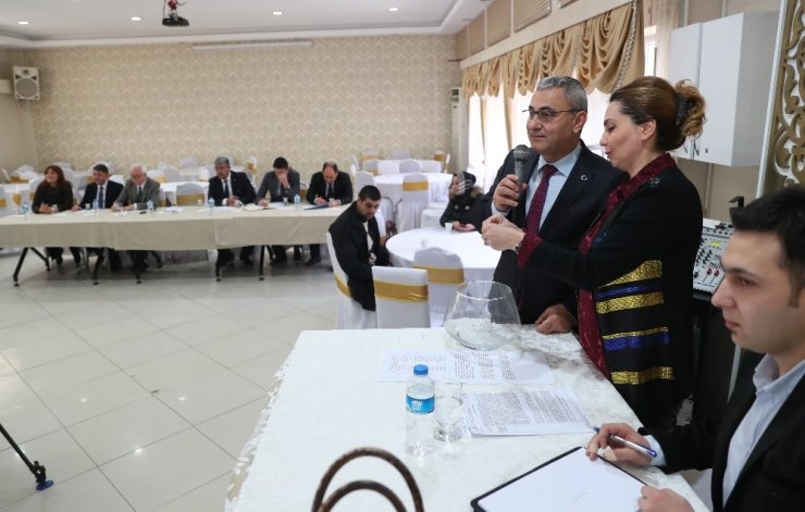 İş sahibi olan engellilerin sevinç göz yaşları