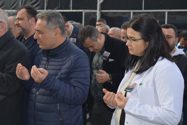 Hastanenin 30 yıllık hekimine son görev