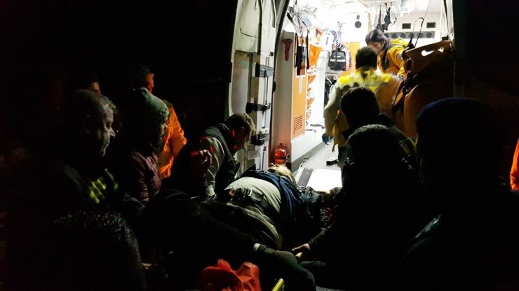 Tanker TIR’a arkadan çarptı: 1 ağır yaralı