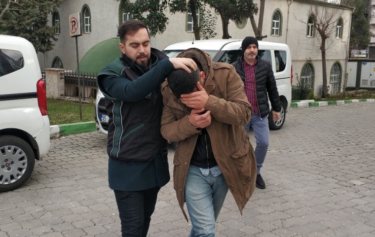 İstanbul’dan Samsun’a uyuşturucu getiren 2 zanlıya gözaltı