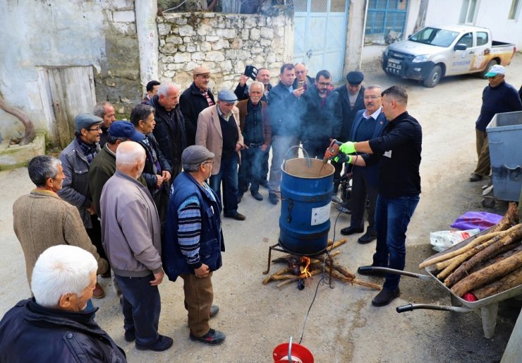 Tarlanıza Geliyoruz’ projesi ile üreticiler yerinde bilgilendiriliyor