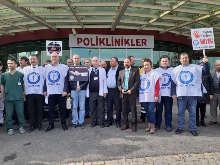Sağlık memuruna yapılan saldırıya tepki