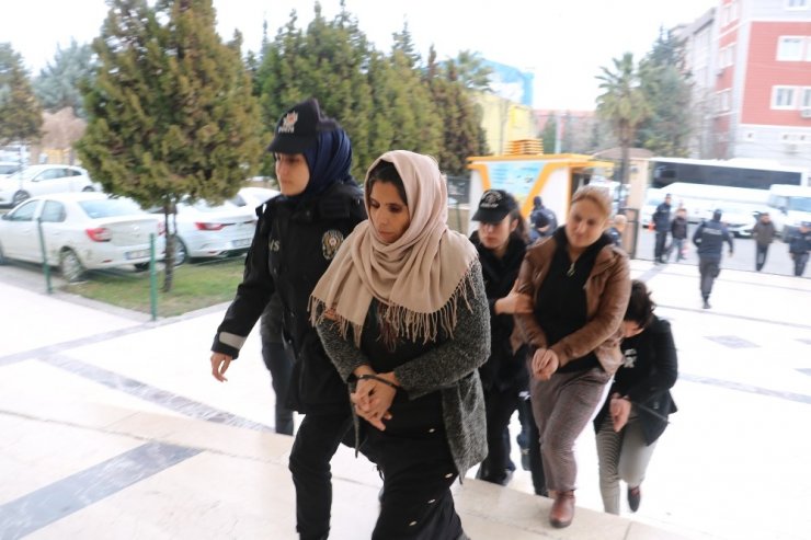 Şanlıurfa’da bombalı araç ile ilgili gözaltına alınan 11 zanlı adliyede