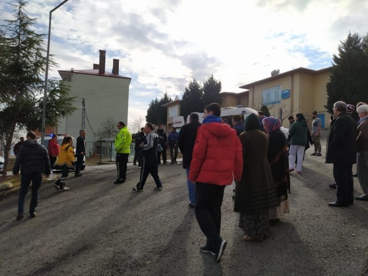 Freni boşalan yolcu minibüsü faciaya yol açıyordu: minibüsten atlayarak kurtuldular