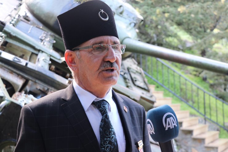 Kıbrıs'ta gazi olduğu yeri 46 yıl sonra çocuklarıyla ziyaret etti