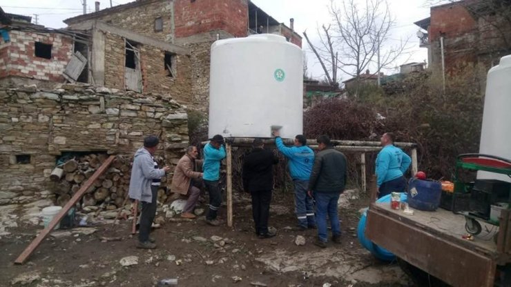 Büyükşehirden çiftçilere su deposu desteği