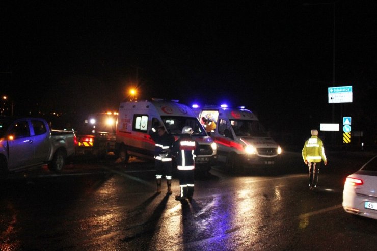 Mersin’de misafirlik dönüşü feci kaza: 1 ölü, 7 yaralı